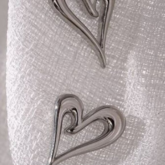 ❤️ Silver Plated Ear Posts Heart Stud Earrings - Picture 2 of 3